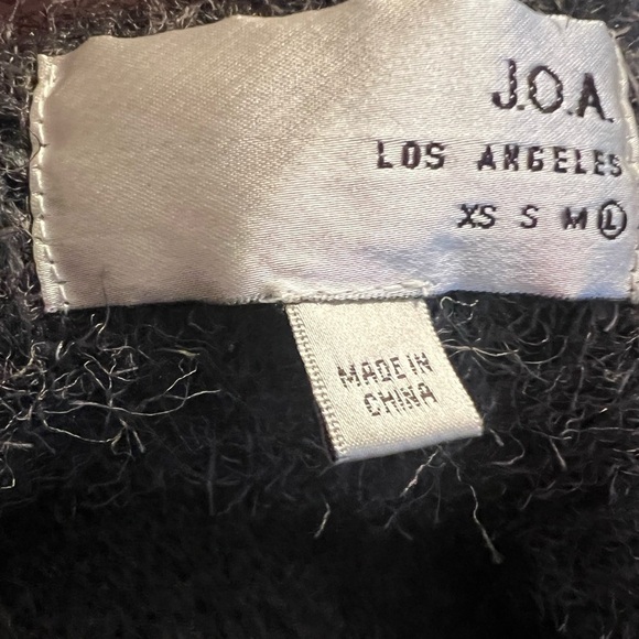 J.O.A. Gray fuzzy open front cardigan - Picture 7 of 7